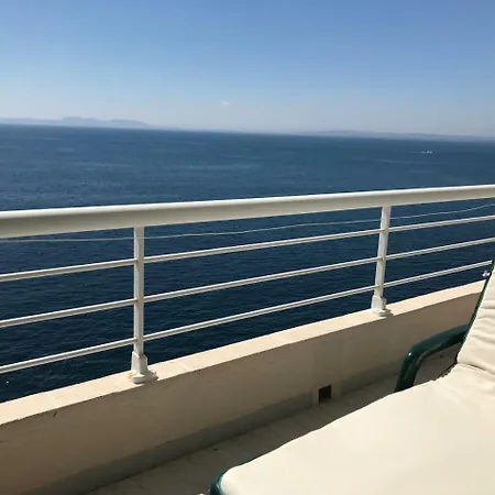 Apartamento Golden Bay *