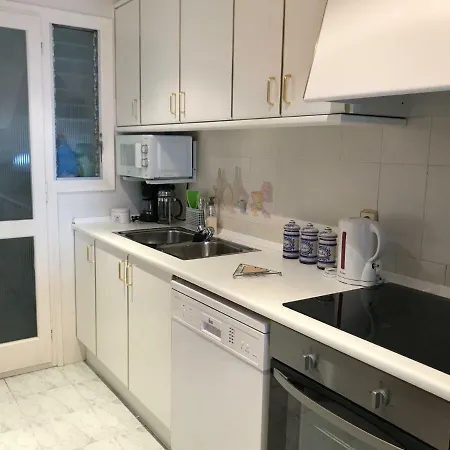 Apartamento Golden Bay Roses